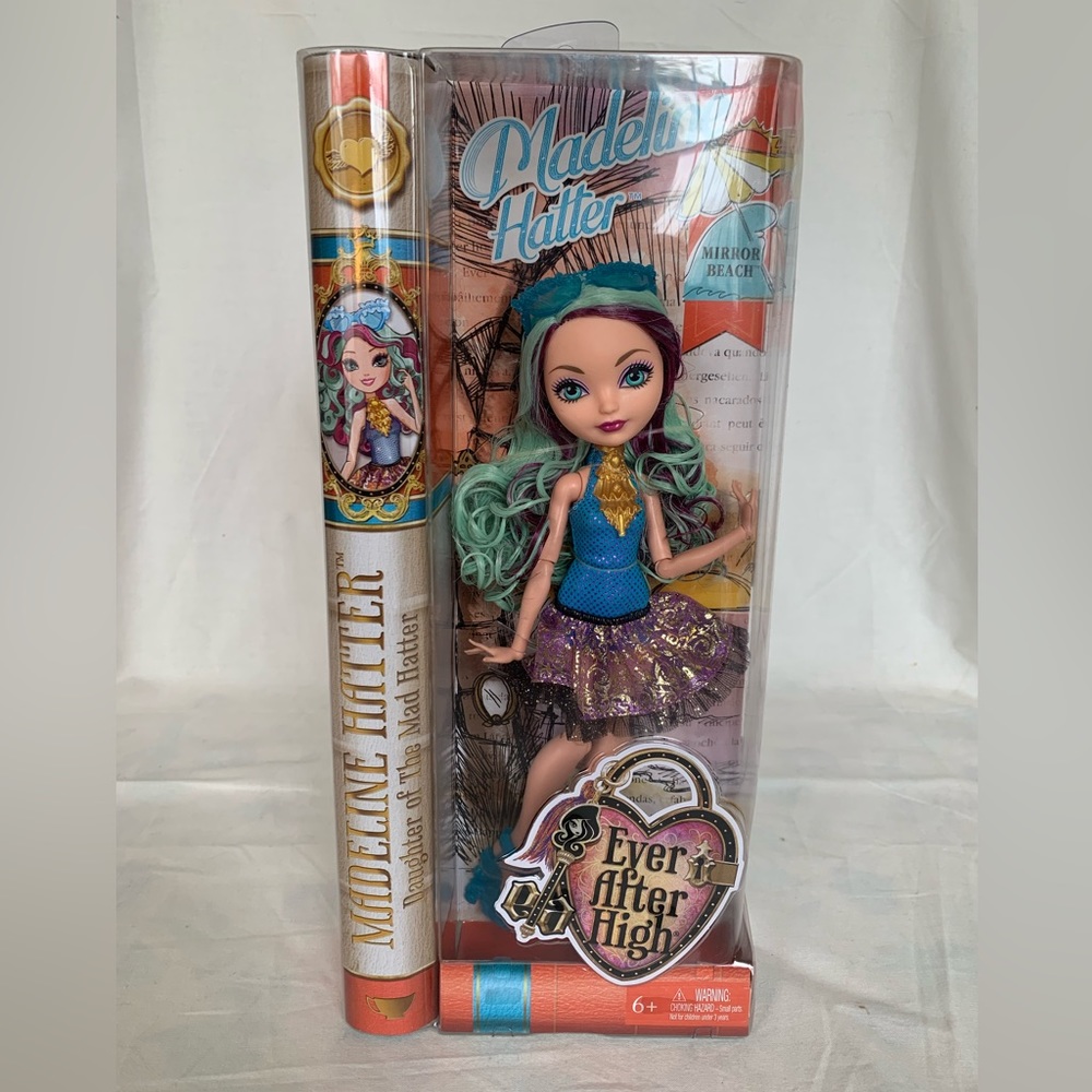 Mattel 2014 Mirror Beach Madeline Hatter Ever After High Doll